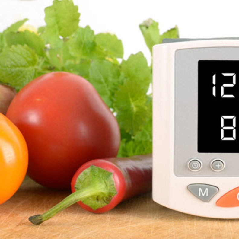 ما هي الاطعمة والمشروبات التي تعالج ضغط الدم المرتفع ؟