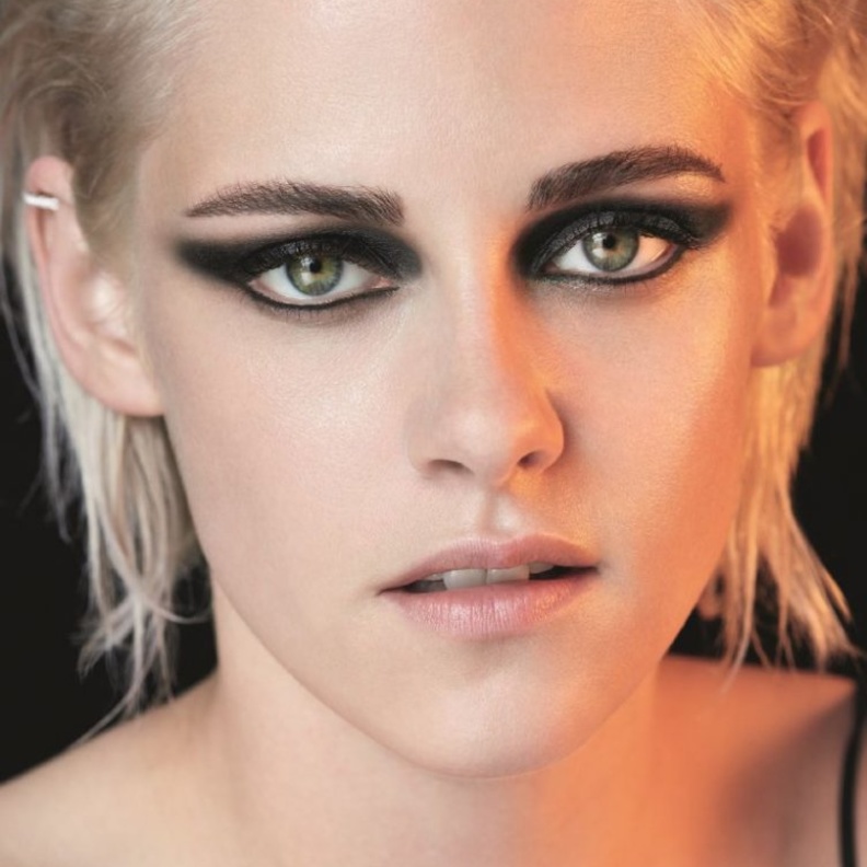 اكسري القواعد وتجرئي على خلق أسلوبك الخاص مع Chanel