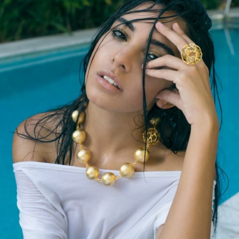 خواتم مميزة من الذهب الأصفر من Kki Mcdonough