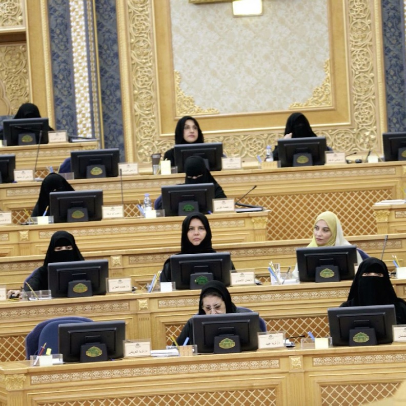 الدكتورة فاطمة الشهري من عضوات مجلس الشورى الجدد