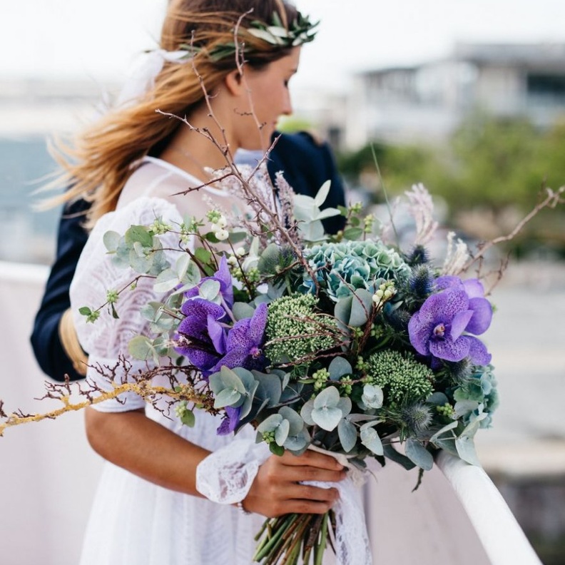 بوكيه ورود بألوان مختلفة