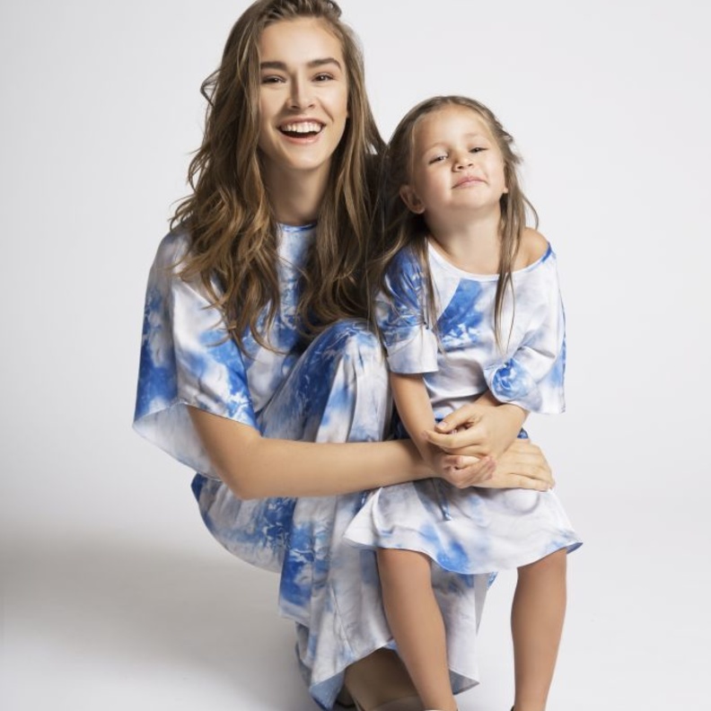 من تصاميم فاطمة الفردان