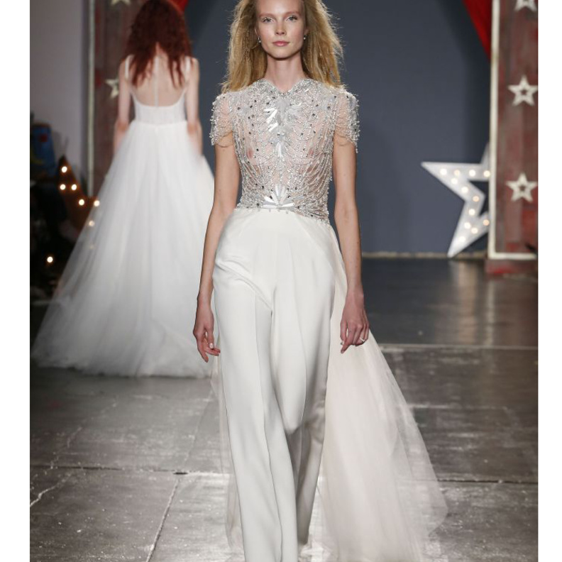 من مجموعة جيني باكهام فستان عرس