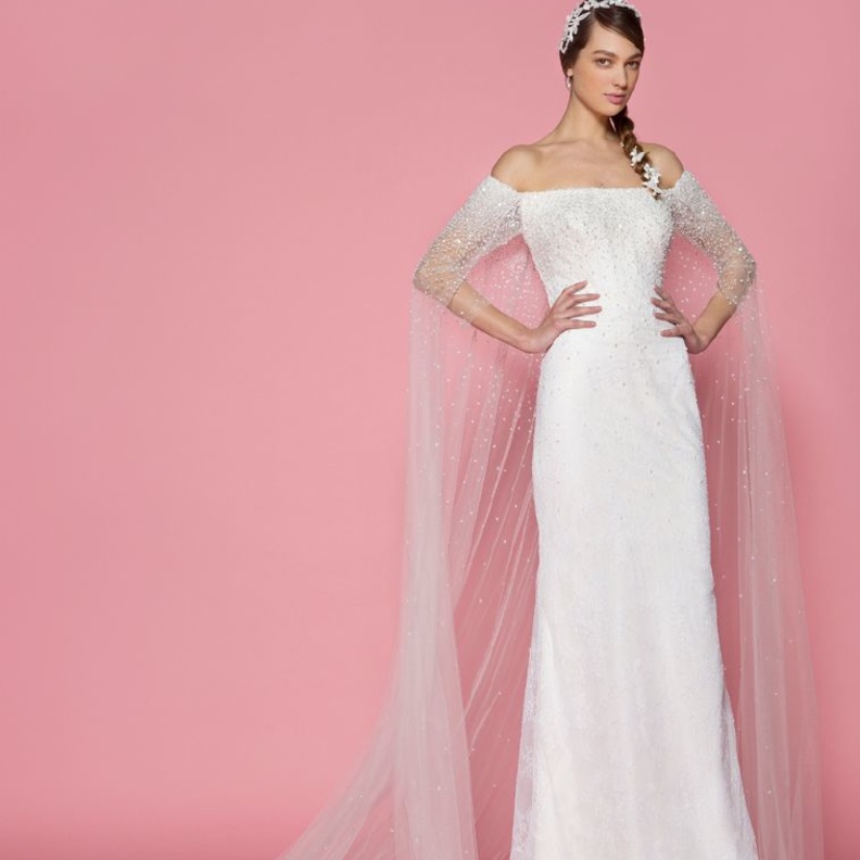 فستان زفاف من جورج حبيقة مع الكاب