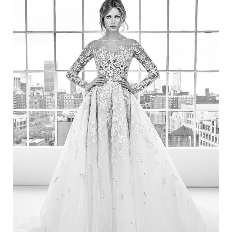 فستان فيرا وانغ لربيع 2018 بالأكمام الطويلة