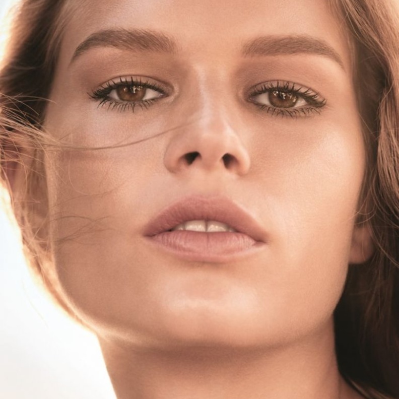 مستحضرات Les Beiges De Chanel