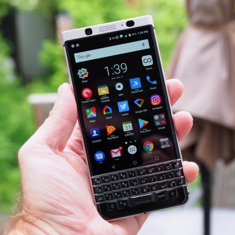 هاتف بلاك بيري الجديد مقاوم للخدش