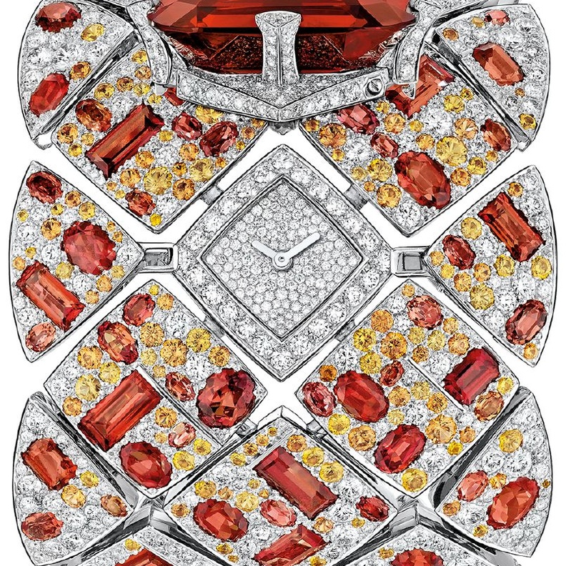 ساعة Les Eternelles de Chanel من علامة شانيل