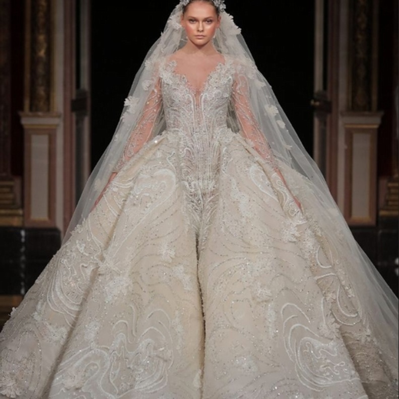 فساتين زفاف وخطوبة ساحرة من زياد نكد