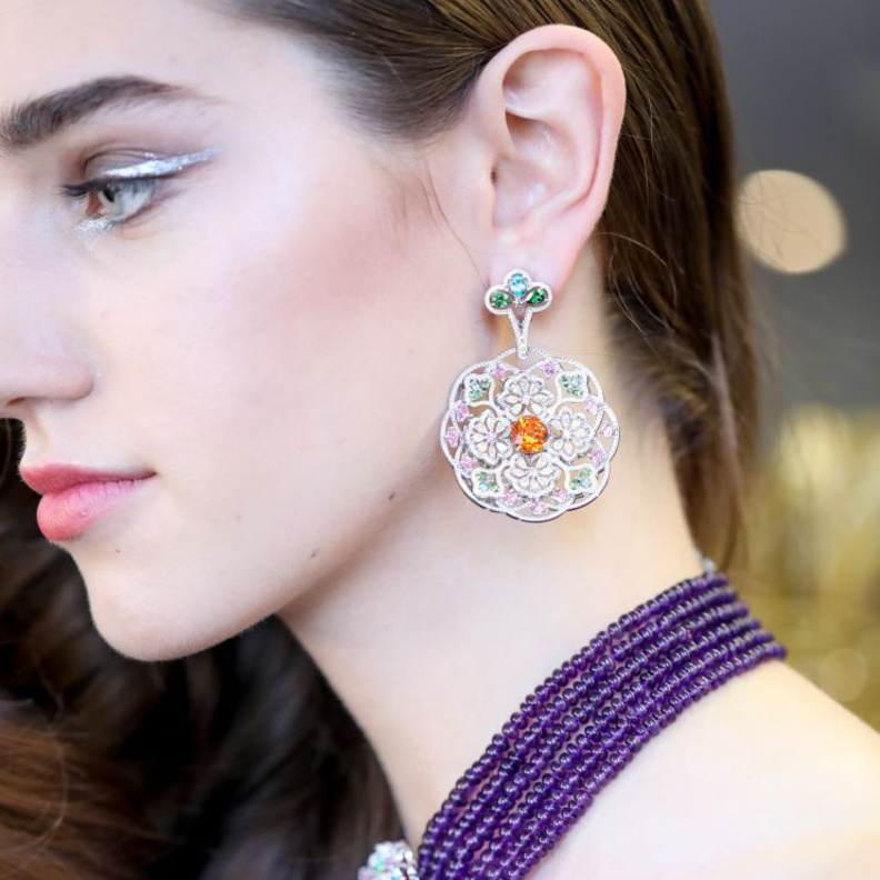 "غو بي" و "كارولين شوفوليه" تقدمان مجموعة مميزّة من المجوهرات الراقية