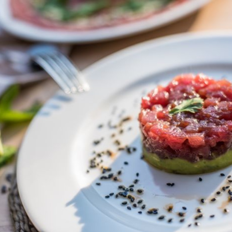 La Familia - Tuna Tartare
