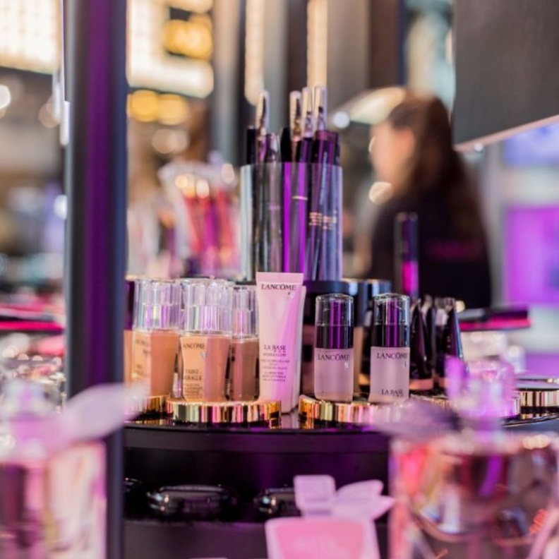 متجر Lancôme المؤقّت في دبي مفهوم لم يسبق له مثيل.