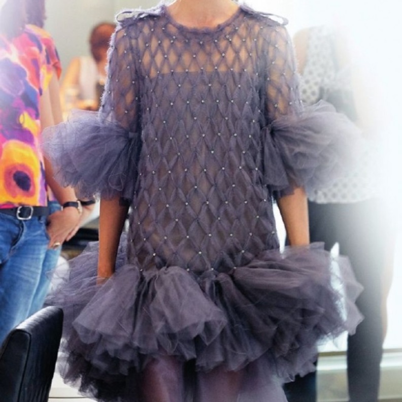 الإطلالة الـ 52 من مجموعة الهوت كوتور من "شانيل" لخريف وشتاء 2015 