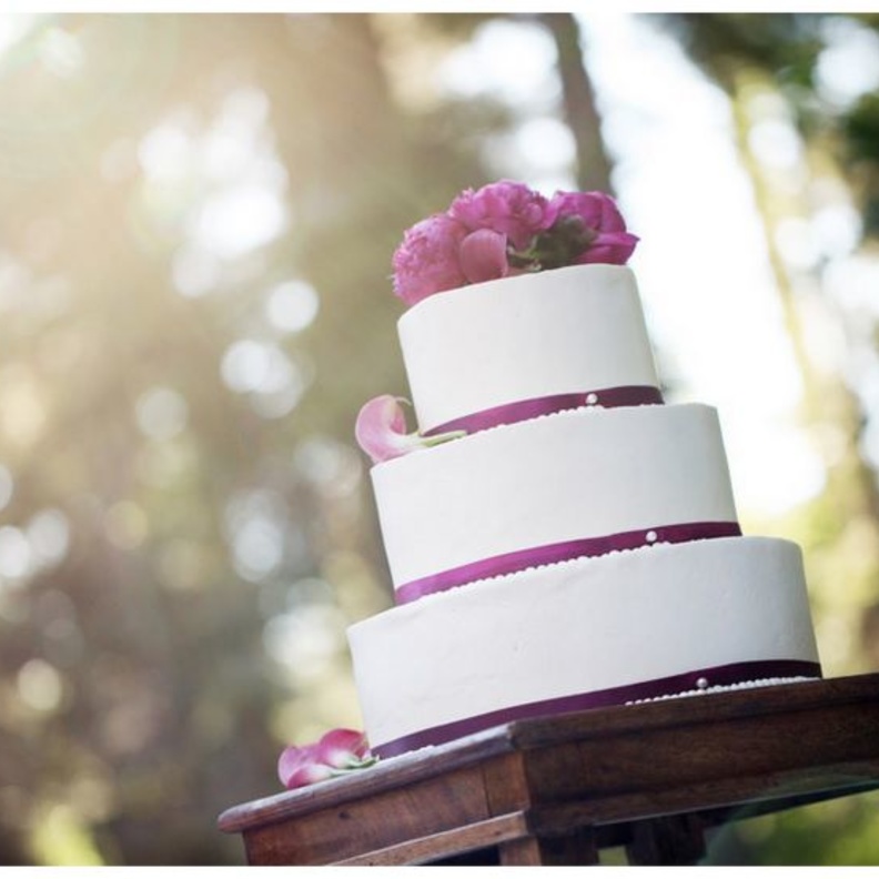 البنفسجي ملك ألوان حفلات الزفاف 2015