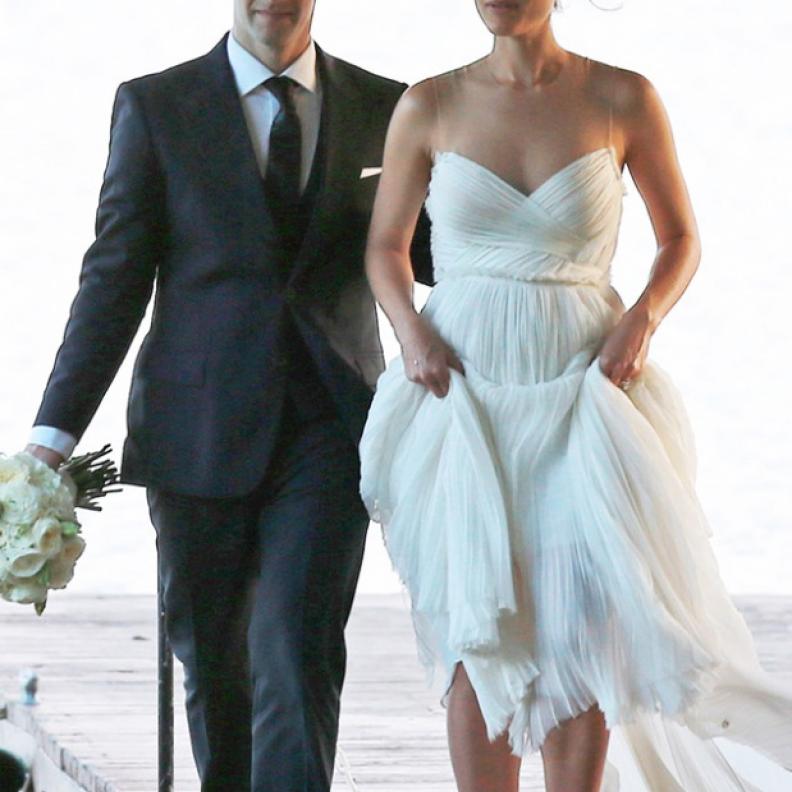 جاستن بارثا يتزوج مدربته الخاصة 