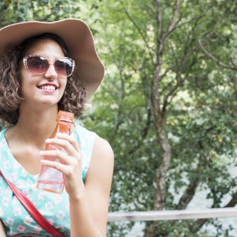 شرب الماء من افضل طرق علاج الاملاح والتخلص منها في فصل الصيف