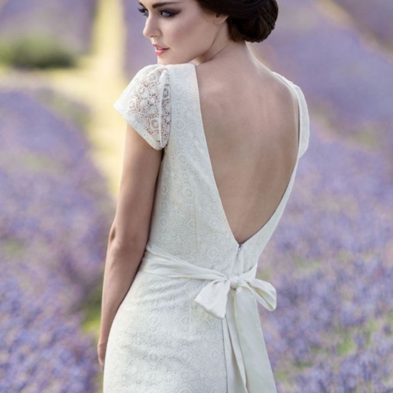 عروس Sanyukta Shrestha لربيع 2014 شفافية راقية