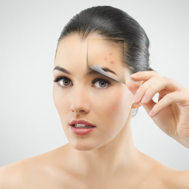 العلاقة بين فيتامين بي 12 وحبوب الوجه