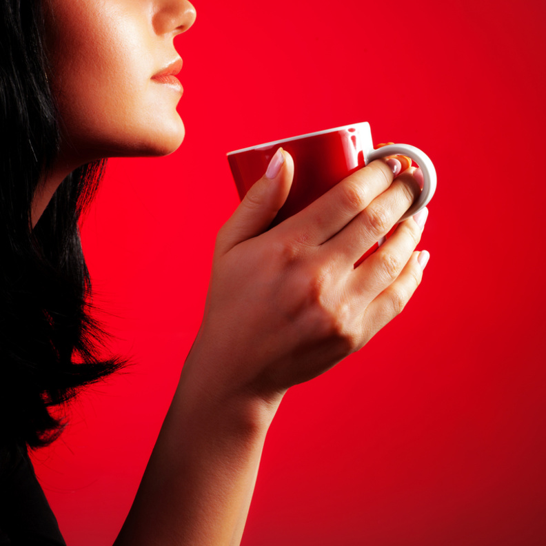 لهذه الأسباب نهرع إلى الحمام بعد شرب القهوة صباحاً