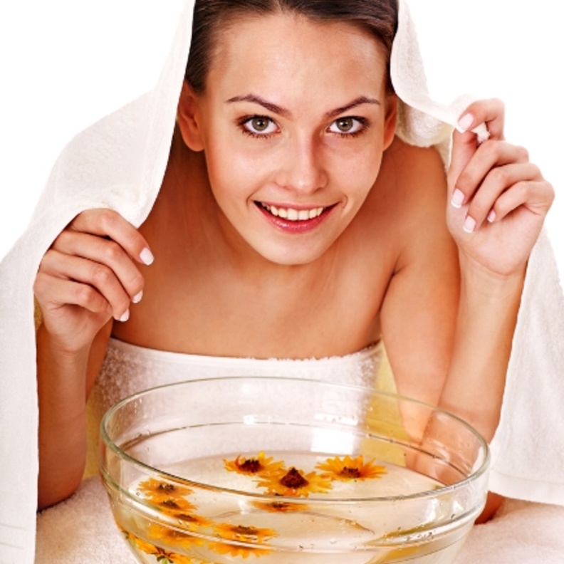 بخار الماء تنظيف البشرة