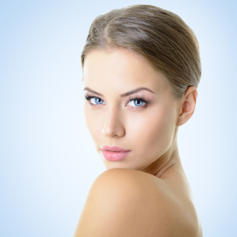 عالجي بشرتك الدهنية بهاتين الوصفتين