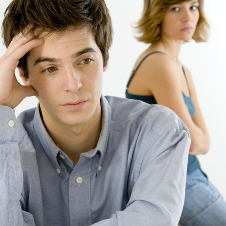 أسبابٌ تمنع الشباب من الزواج والإنجاب