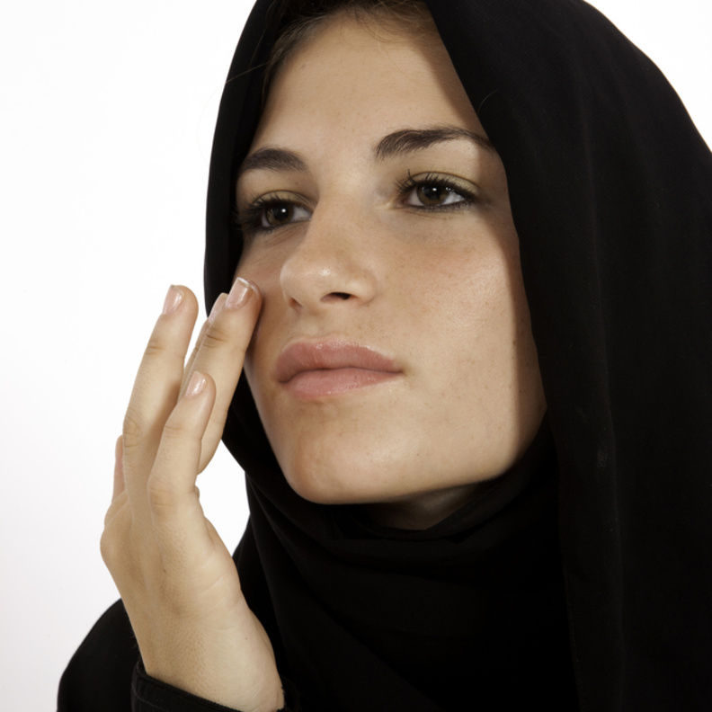 حكم استخدام الزيوت والكريمات في نهار رمضان
