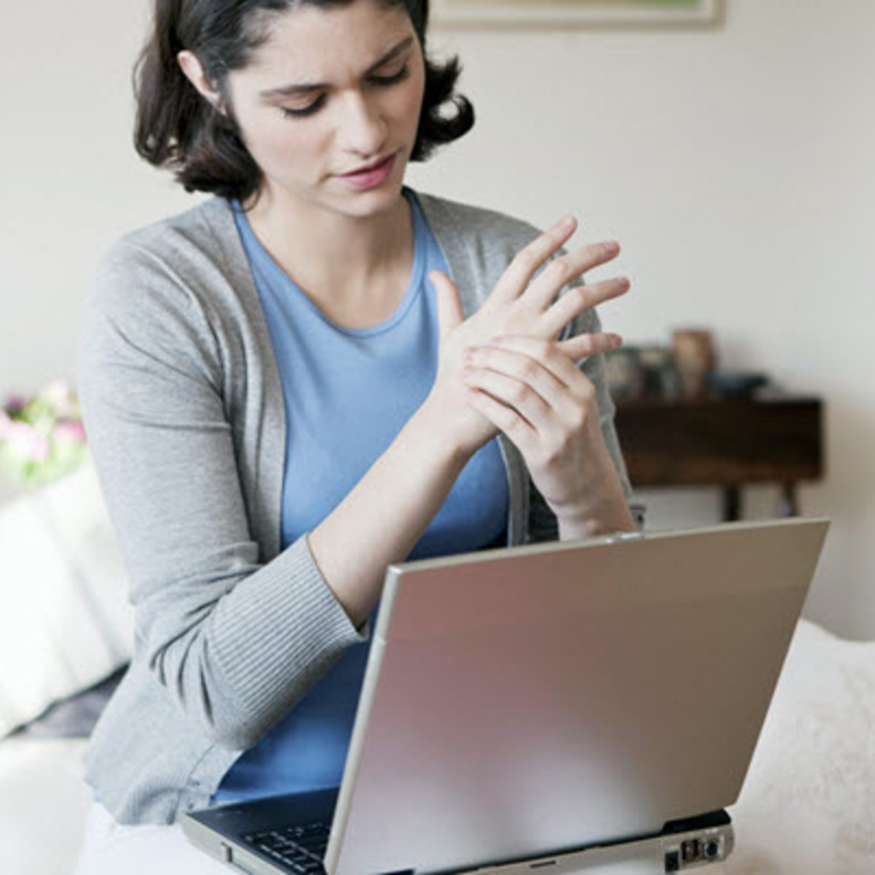 لا تهملوا الم او خدر اليدين!