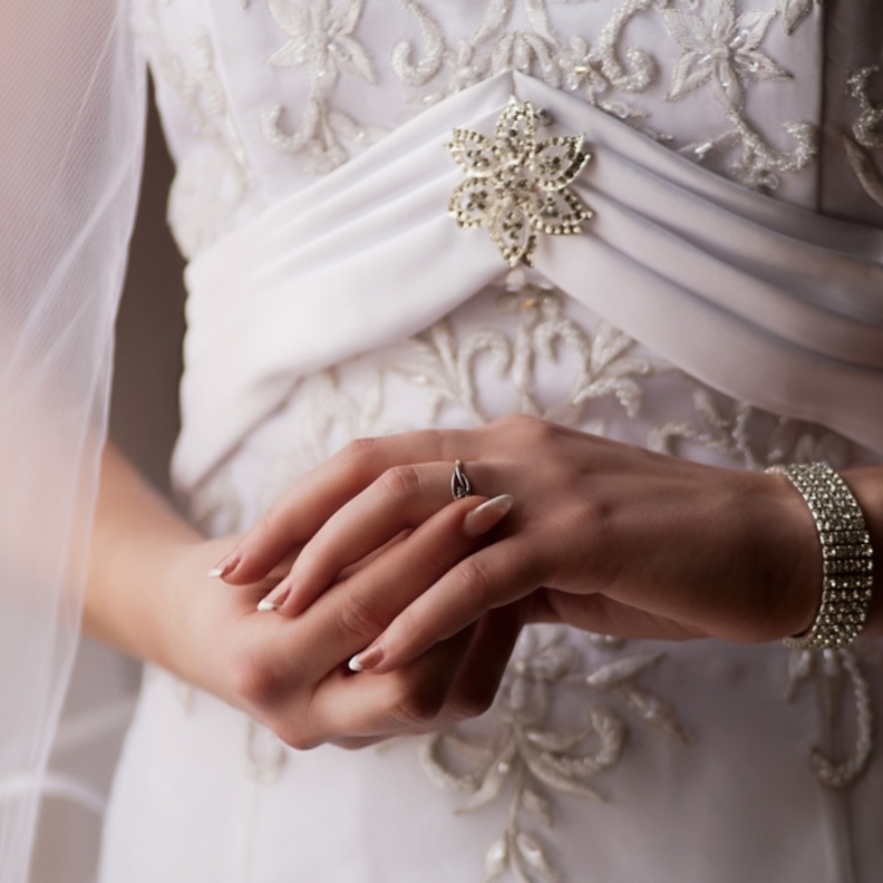 إسوارة العروس... أناقة إستثنائية 