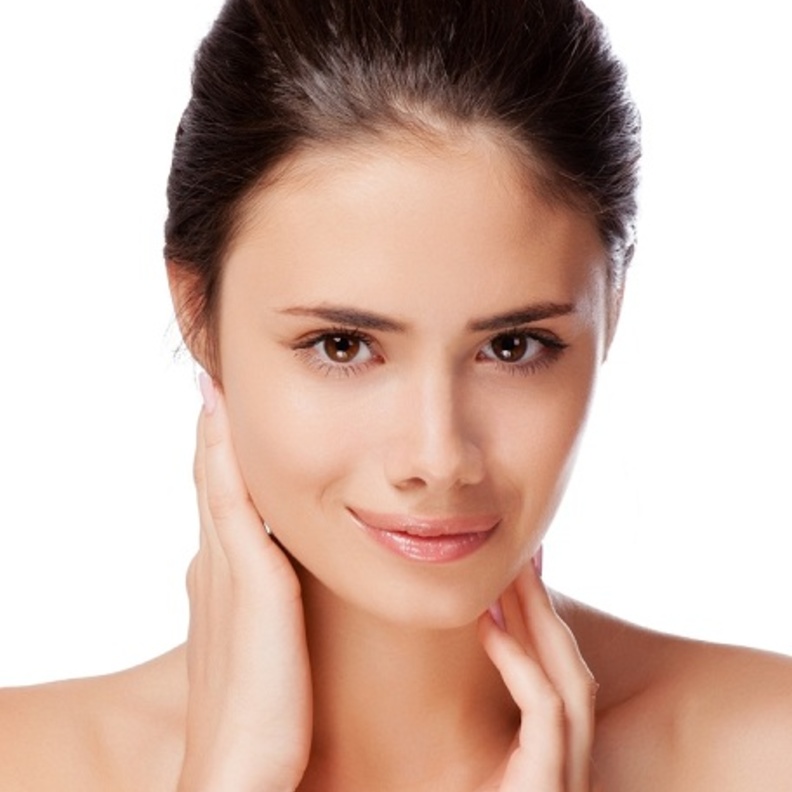 قومي بترطيب بشرتك بالخلطات الطبيعية