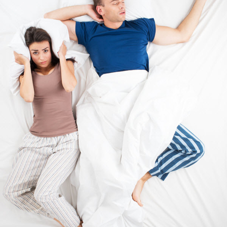 تعاني المرأة من مشاكل في النوم أكثر من الرجل