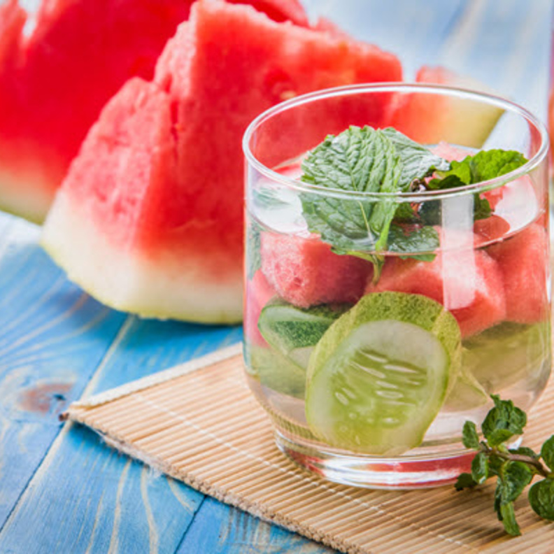 شرابٌ منعش ويخلصك من السموم. ما هو؟