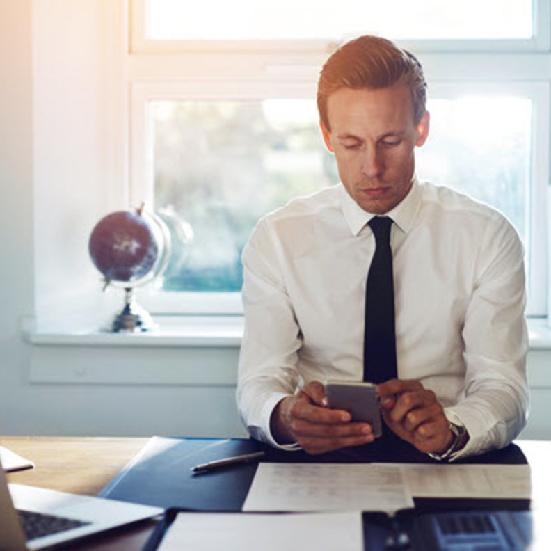 حذار: لا تتصفح بريد عملك على الهاتف الذكي لهذه الأسباب!