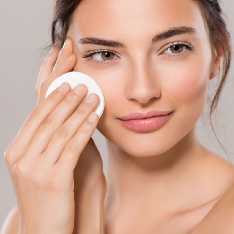 تنظيف البشرة بالاعشاب