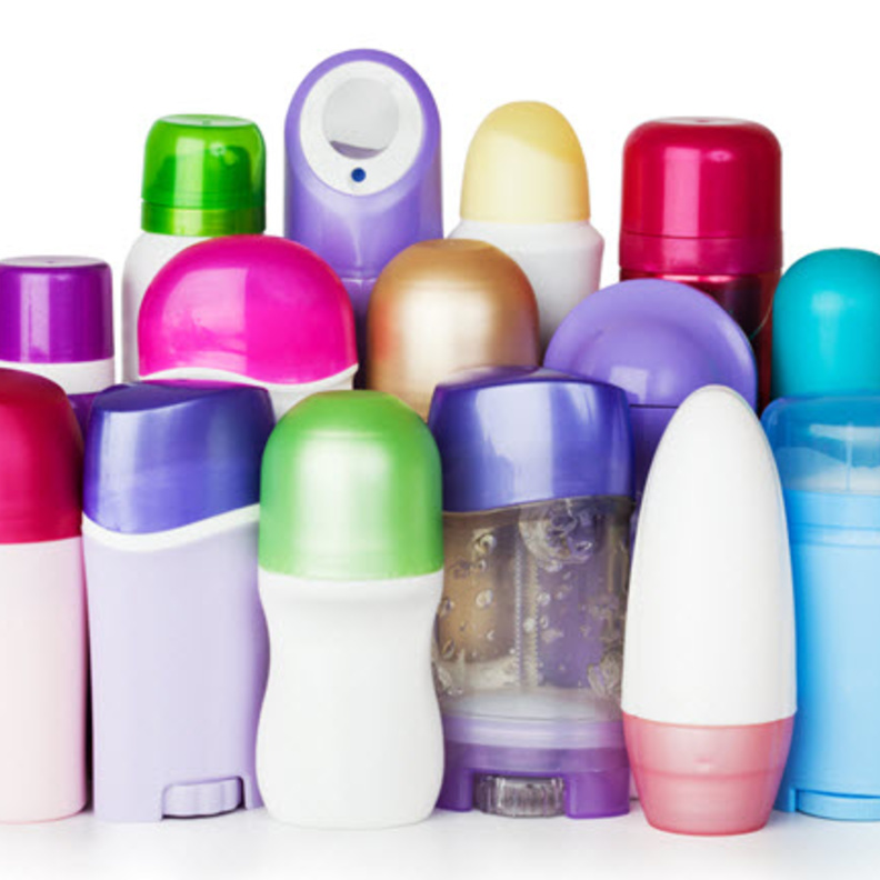 قد تكون مزيلات العرق خطيرة على الصحة في حال استخدامها بإفراط