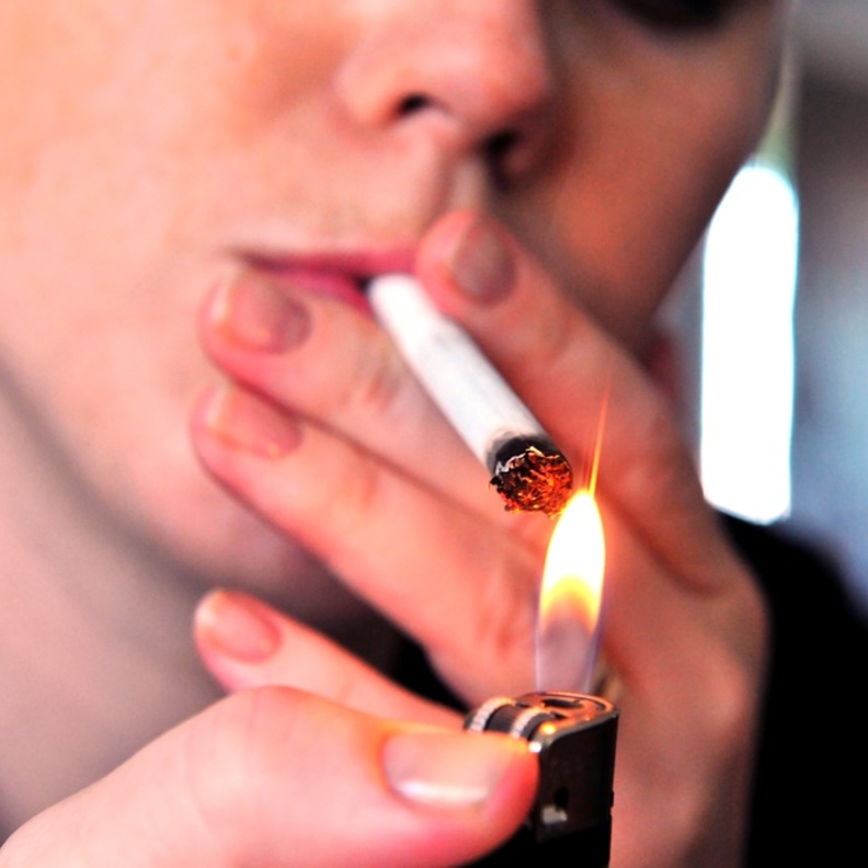 التدخين بعد الافطار يزيد من مخاطر الاصابة بامراض القلب