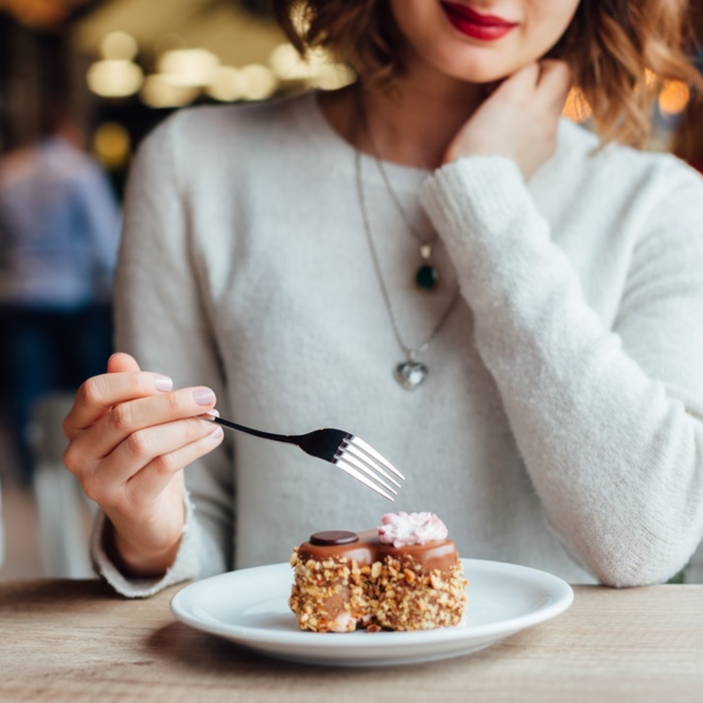 التحكم في نسبة استهلاك السكر و الاقلاع عن تناوله يساعدان في تحسين المزاج