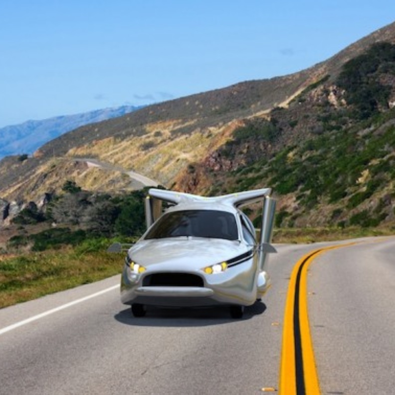 TF-X السيارة الطائرة 