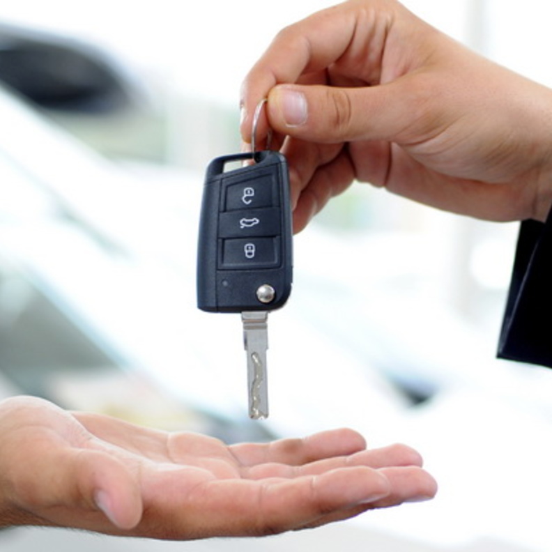 المرور السعودي وضع شرطا وحيدا لشراء واستئجار السيارات