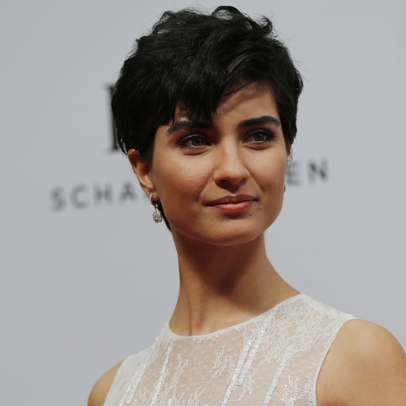 نورغول يشلشاي بطلة مسلسل حطام