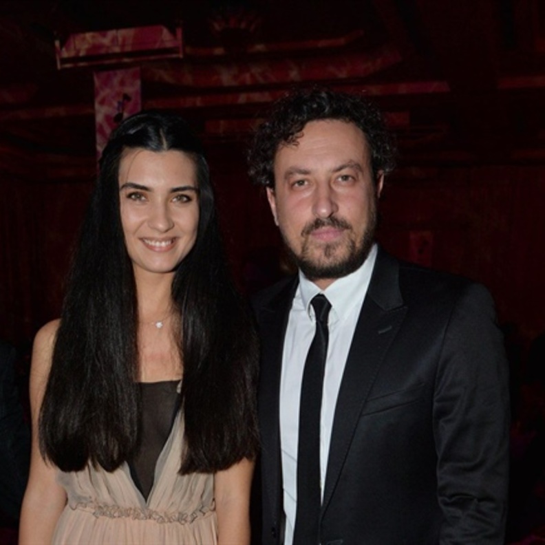 توبا بويوكستون وزوجها