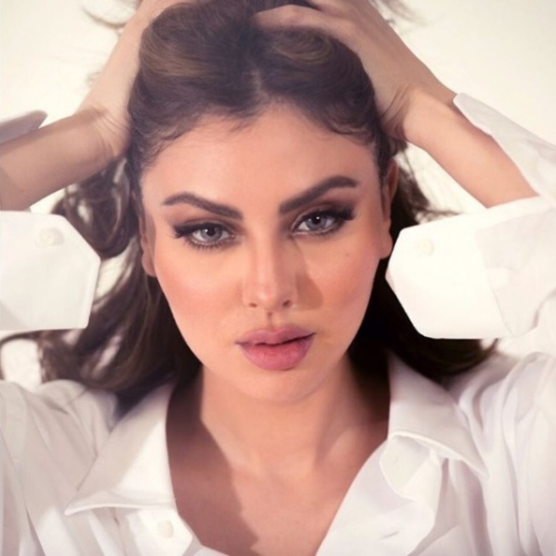 مريم حسين 2016