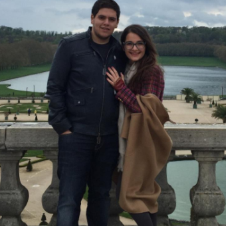 شام الذهبي وزوجها