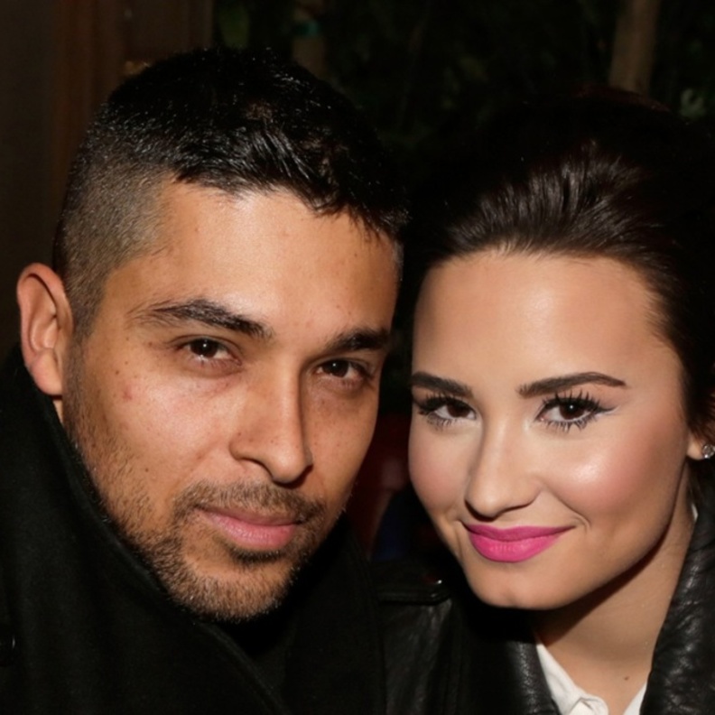 ديمي لوفاتو وويلمر فالديراما 