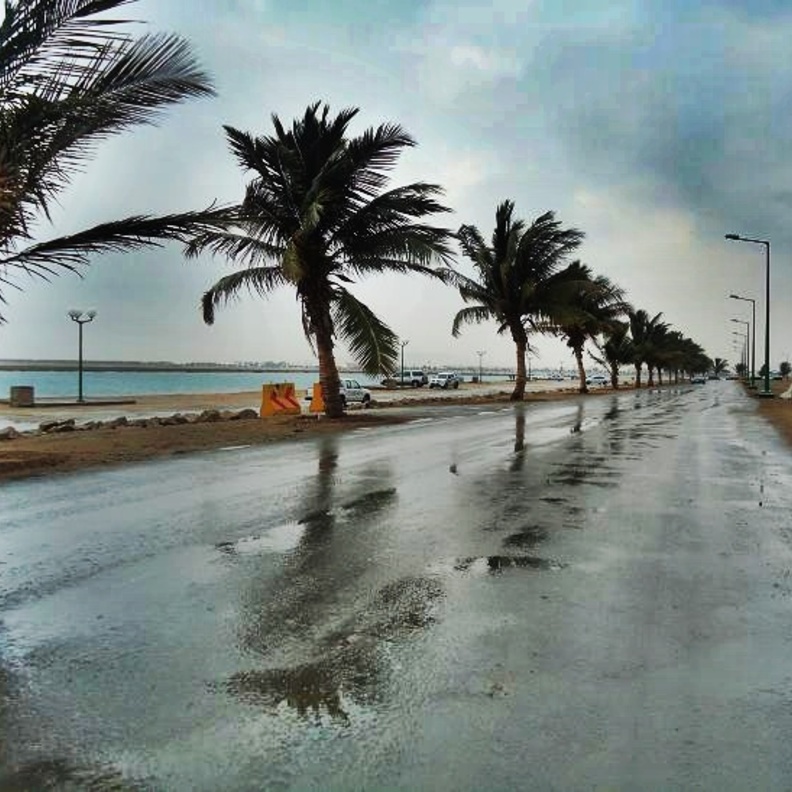 الأرصاد السعودية حذرت سكان 5 مناطق من الأمطار 