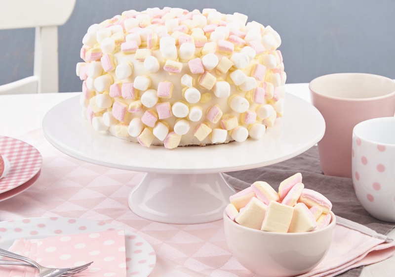 طريقة عمل كيكة المارشميلو والاناناس الباردة