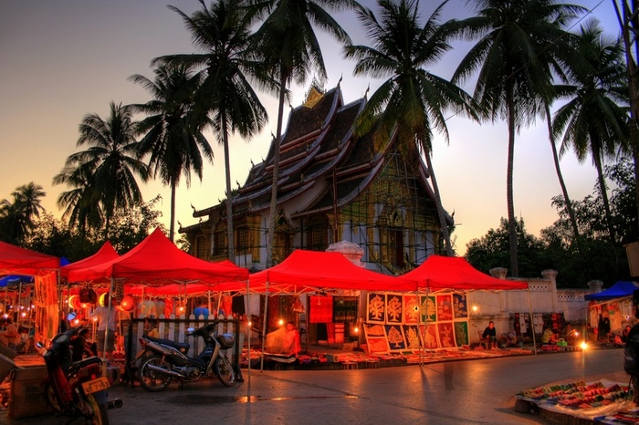 سوق لوانغ برابانغ