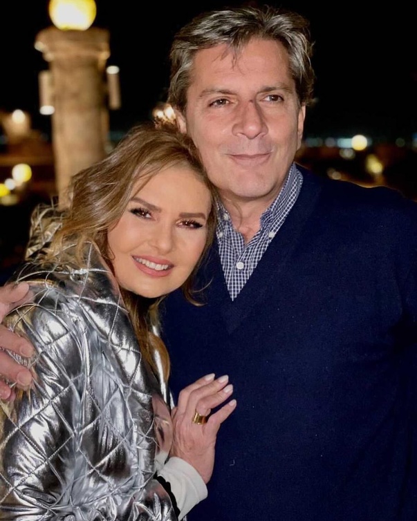 ظهور نادر لخالد سليم مع زوجته الفنانة يسرا
