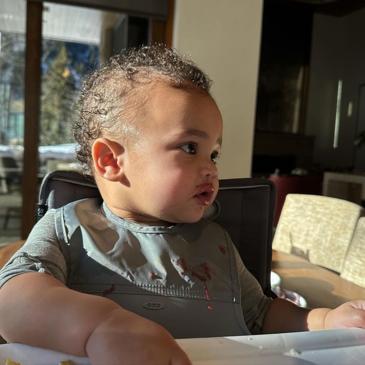 أول صور لابن كايلي جينير