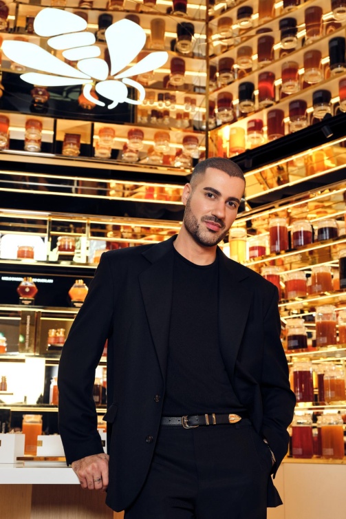 Mohammed Hindash أول سفير إقليمي لدار GUERLAIN لقسم المكياج في الشرق الأوسط